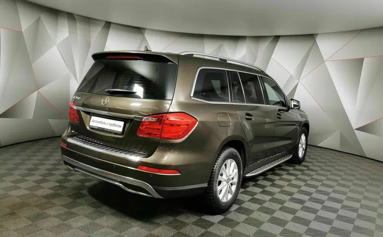 Mercedes-Benz GL GL 350 BlueTec 7G-Tronic Plus 4Matic (249 л.с.) Коричневый