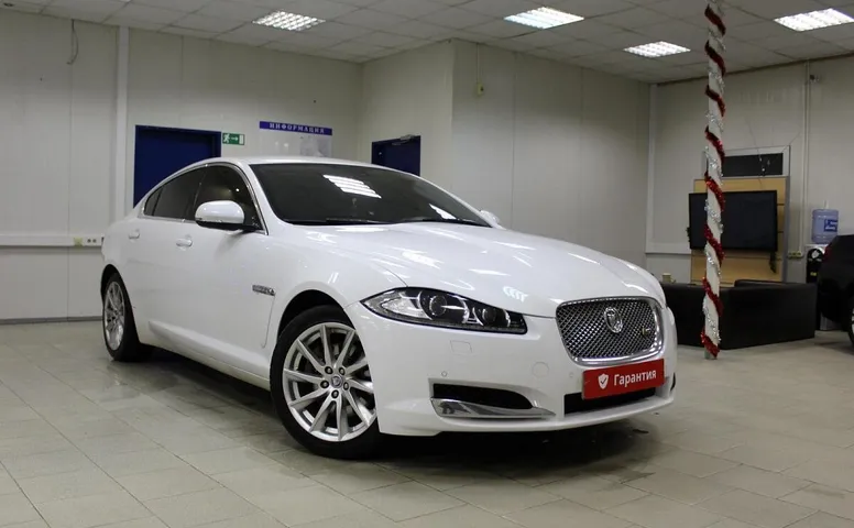 Jaguar XF I Рестайлинг