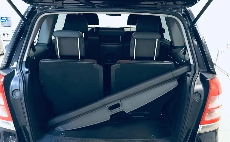 Opel Zafira В Рестайлинг