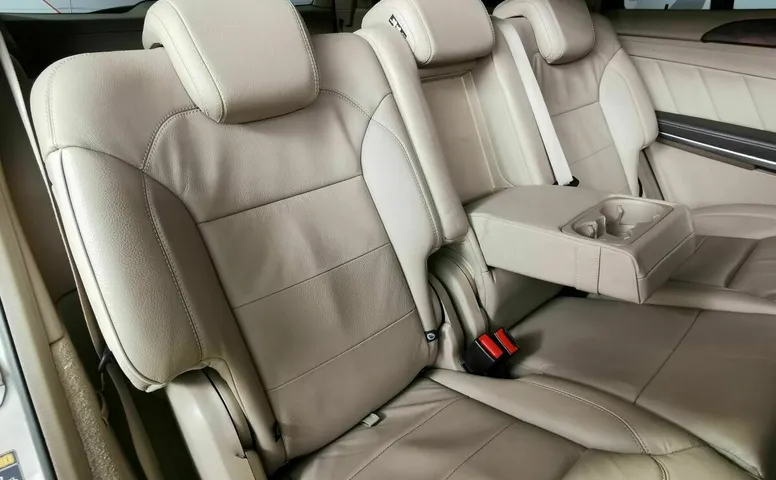 Mercedes-Benz GL GL 350 BlueTec 7G-Tronic Plus 4Matic (258 л.с.) Бежевый