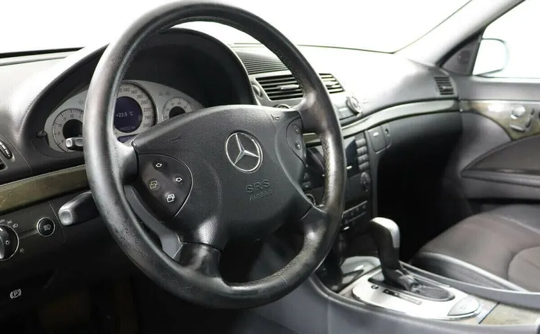 Mercedes-Benz E-Класс III (W211, S211)