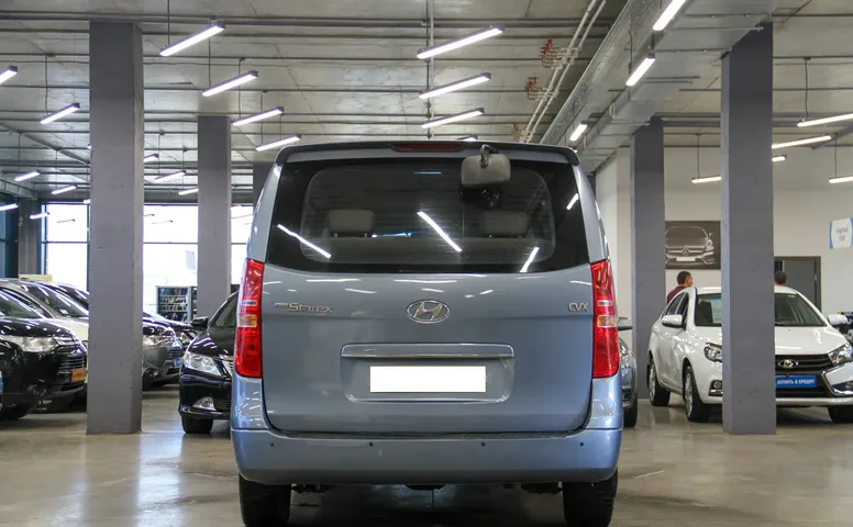 Hyundai Grand Starex I