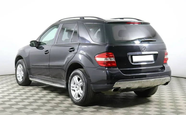 Mercedes-Benz M-Класс II (W164)
