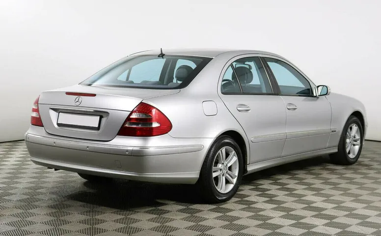 Mercedes-Benz E-Класс III (W211, S211)