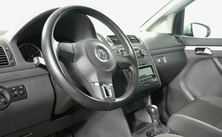 Volkswagen Touran 1.4 Робот