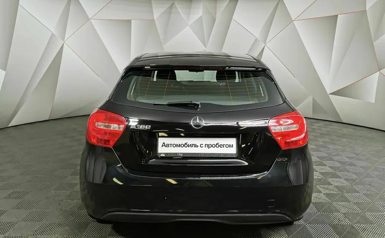Mercedes-Benz A-Класс 180 7G-DCT (122 л.с.) Особая серия Черный