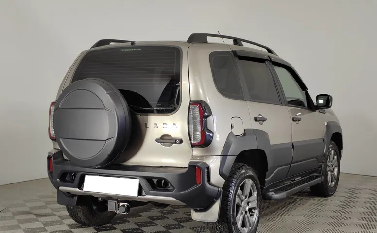  Lada (ВАЗ) Niva I Рестайлинг (Travel)