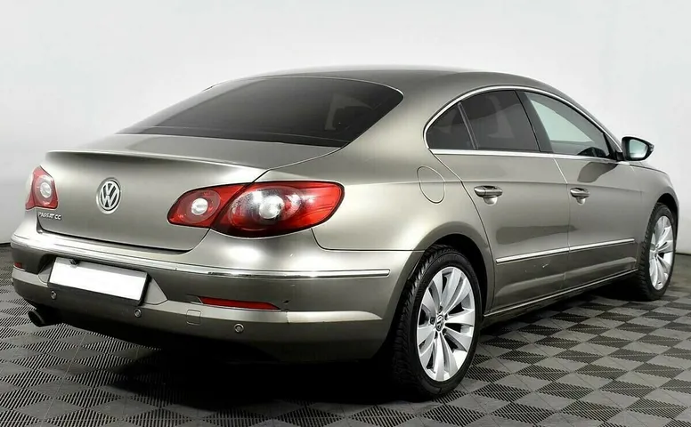 Volkswagen Passat CC I