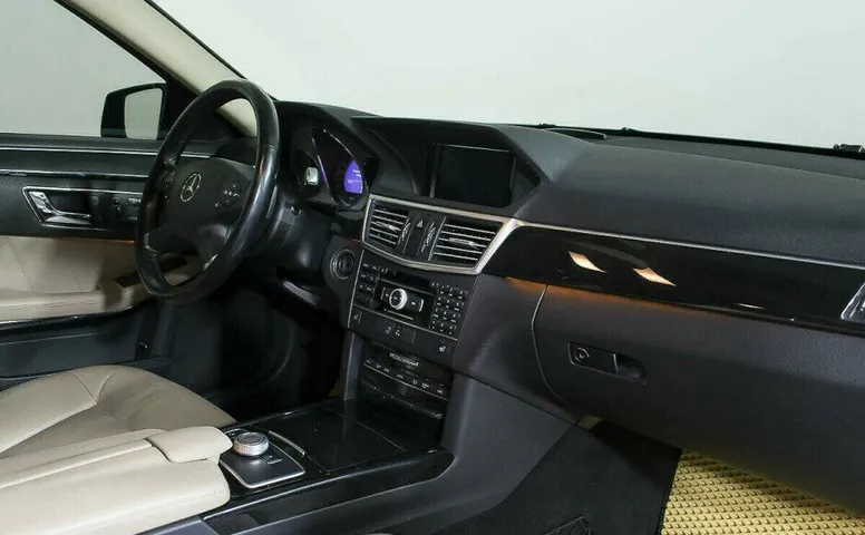 Mercedes-Benz E-Класс 3.5 Автомат