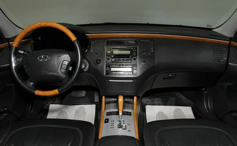 Hyundai Grandeur, 4 поколение