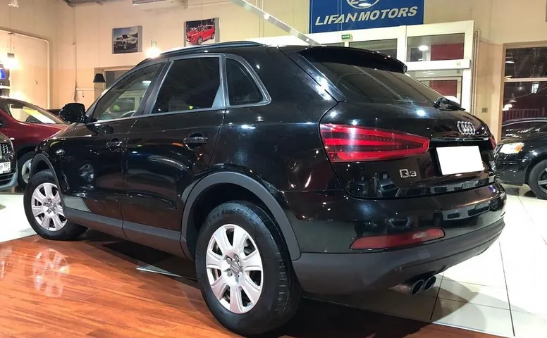 Audi Q3 I (8U)