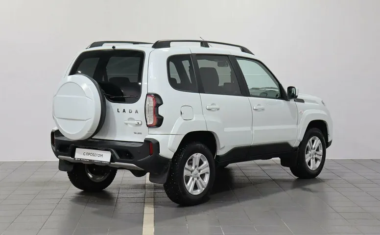  Lada (ВАЗ) Niva I Рестайлинг (Travel)