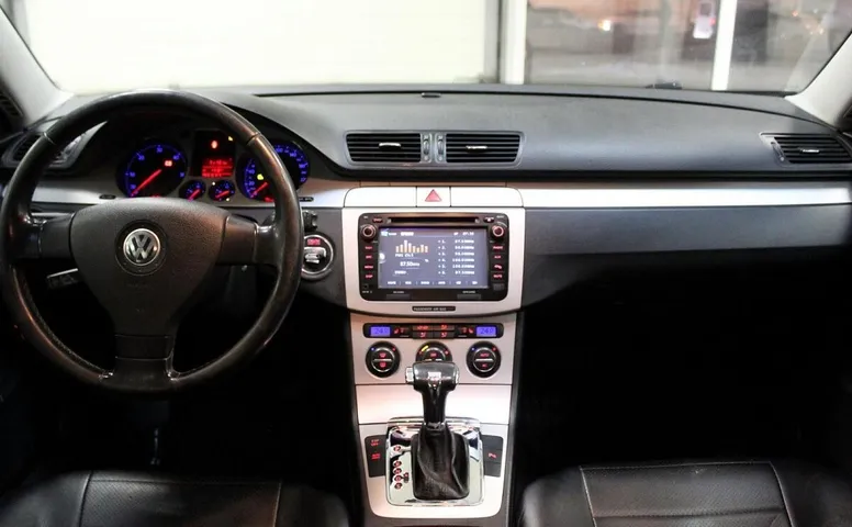 Volkswagen Passat (B6)