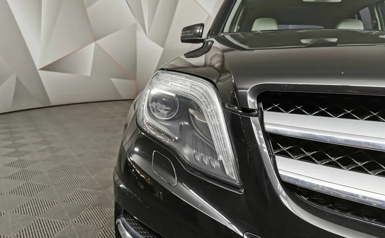 Mercedes-Benz GLK GLK 300 7G-Tronic 4MATIC (231 л.с.) Черный