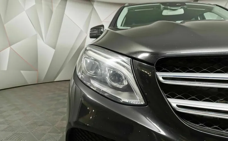 Mercedes-Benz GLE 350 d 4MATIC 9G-TRONIC (249 л.с.) Особая серия Черный