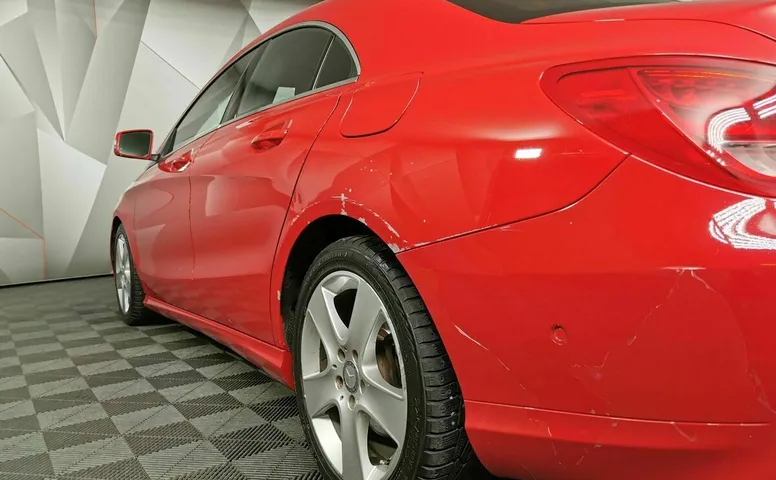 Mercedes-Benz CLA CLA 200 7G-DCT (156 л.с.) Urban Красный