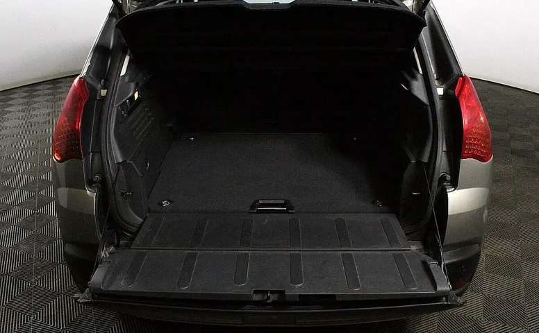 Peugeot 3008 I