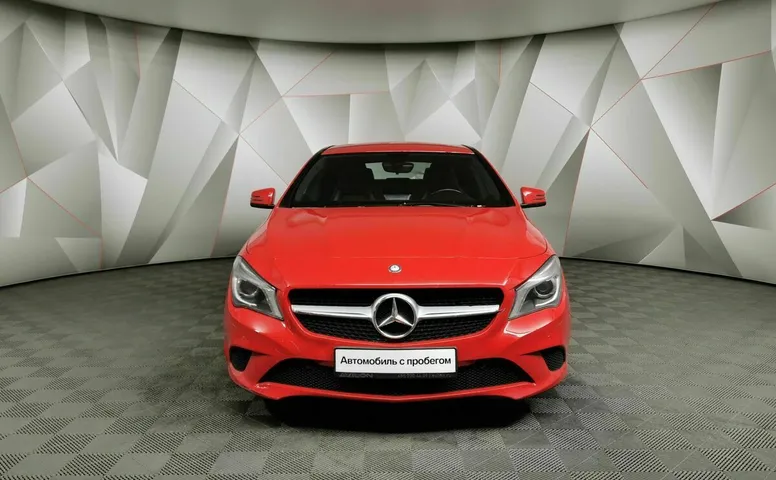 Mercedes-Benz CLA CLA 200 7G-DCT (156 л.с.) Urban Красный