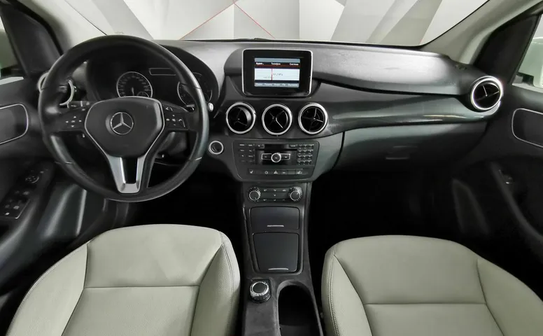 Mercedes-Benz B-Класс B 180 BlueEfficiency 7G-DCT (122 л.с.) Белый