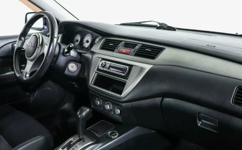 Mitsubishi Lancer 2.0 Автомат
