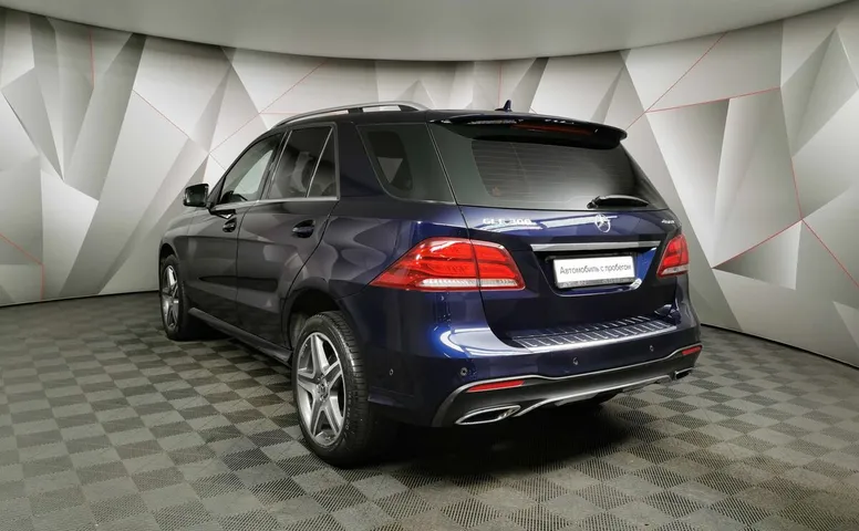 Mercedes-Benz GLE 300 4MATIC 7G-TRONIC Plus (249 л.с.) Особая серия Синий