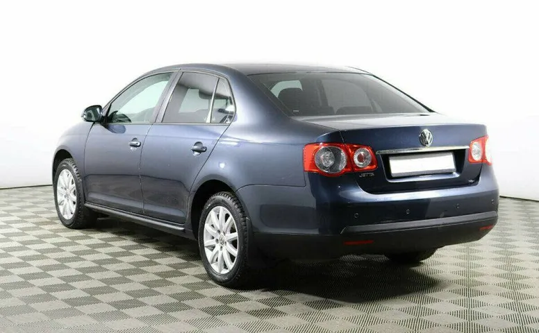 Volkswagen Jetta 1.6 Робот