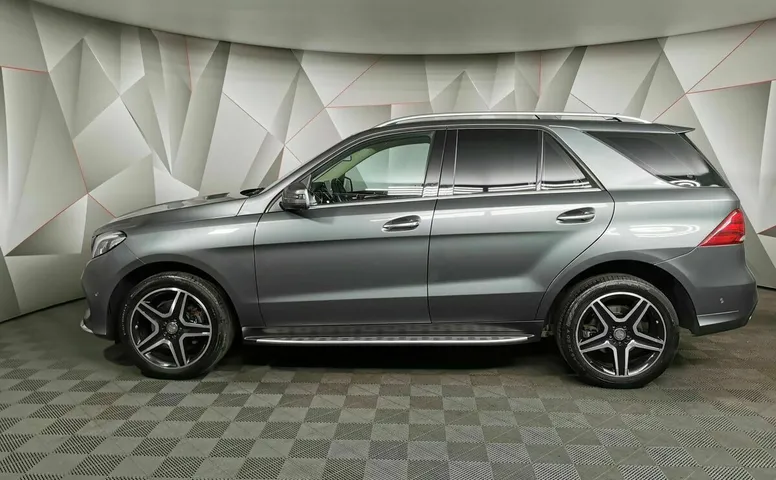 Mercedes-Benz GLE 300 4MATIC 7G-TRONIC Plus (249 л.с.) Серый