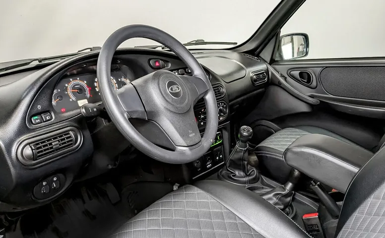  Lada (ВАЗ) Niva I Рестайлинг (Travel)