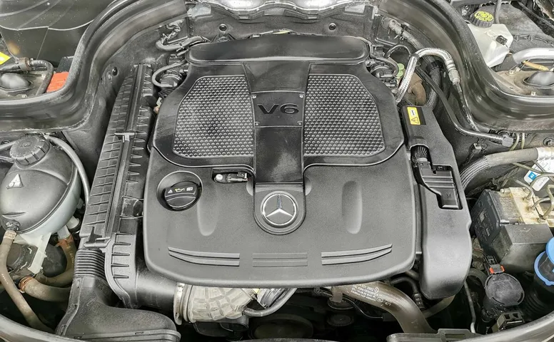 Mercedes-Benz GLK GLK 300 7G-Tronic 4MATIC (231 л.с.) Черный