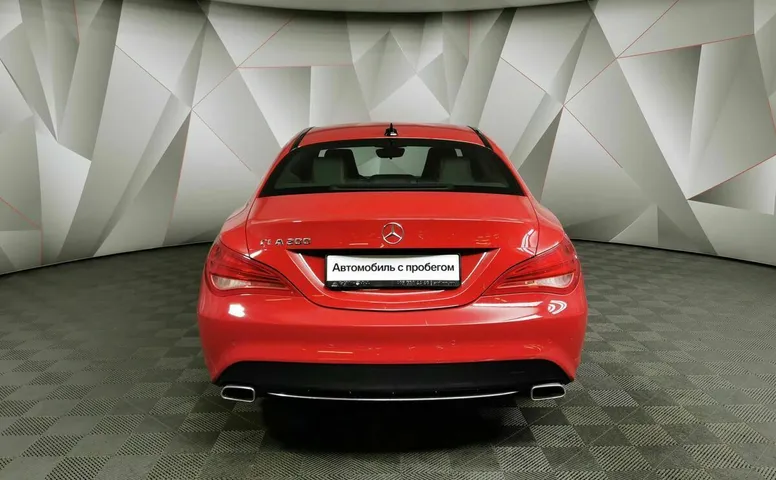 Mercedes-Benz CLA CLA 200 7G-DCT (156 л.с.) Urban Красный
