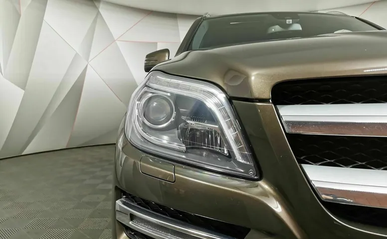 Mercedes-Benz GL GL 350 BlueTec 7G-Tronic Plus 4Matic (249 л.с.) Коричневый
