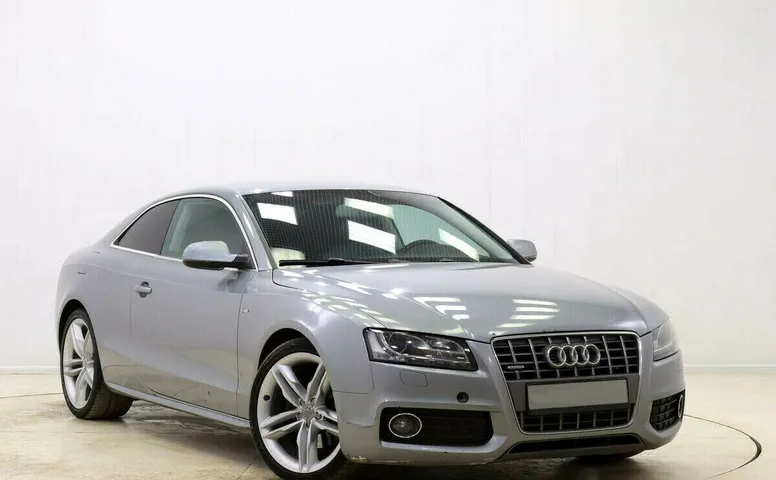 Audi A5 I (8T)