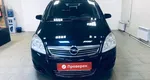 Opel Zafira В Рестайлинг