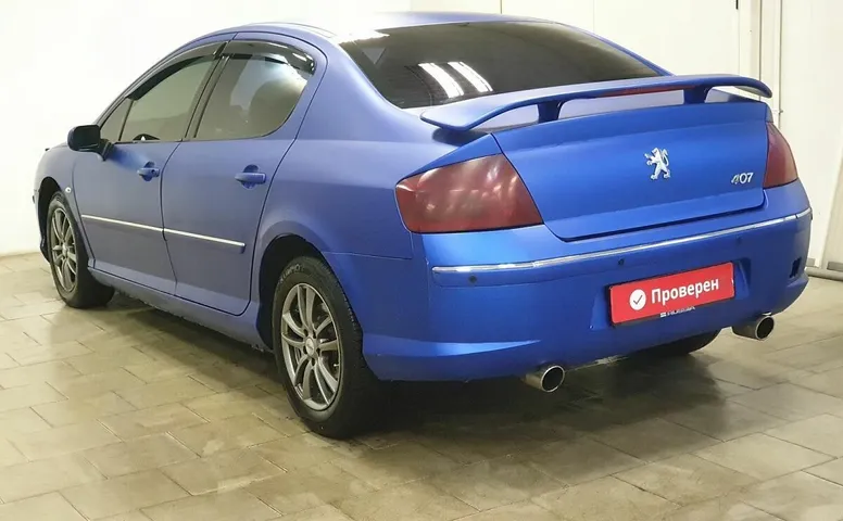 Peugeot 407