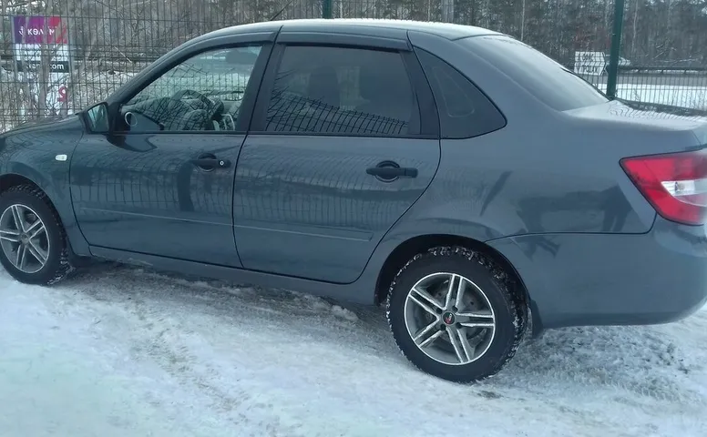 LADA (ВАЗ) GRANTA 1.6 MT (106 л.с.)