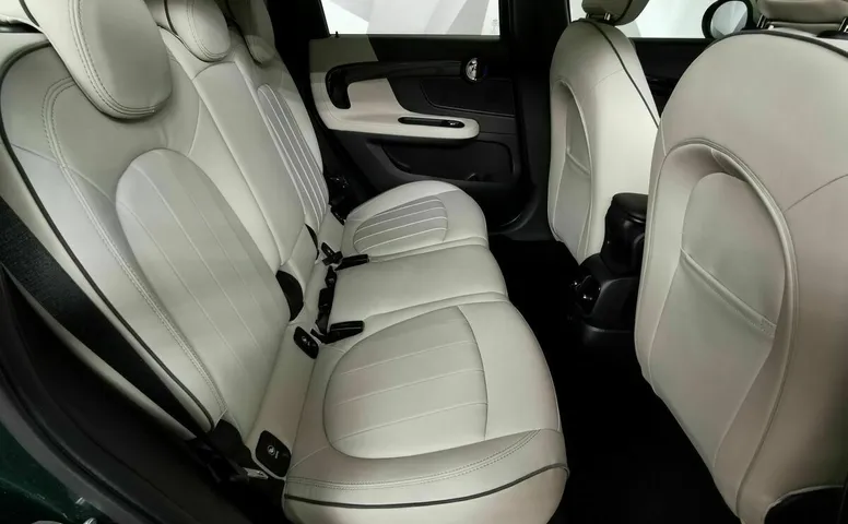 Mini Countryman Cooper S 2.0 AT ALL4 (192 л.с.) Зеленый