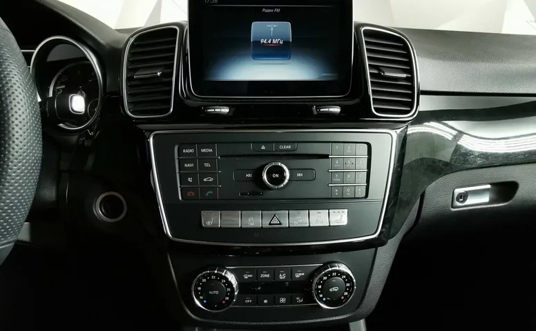 Mercedes-Benz GLE 300 4MATIC 7G-TRONIC Plus (249 л.с.) Особая серия Синий