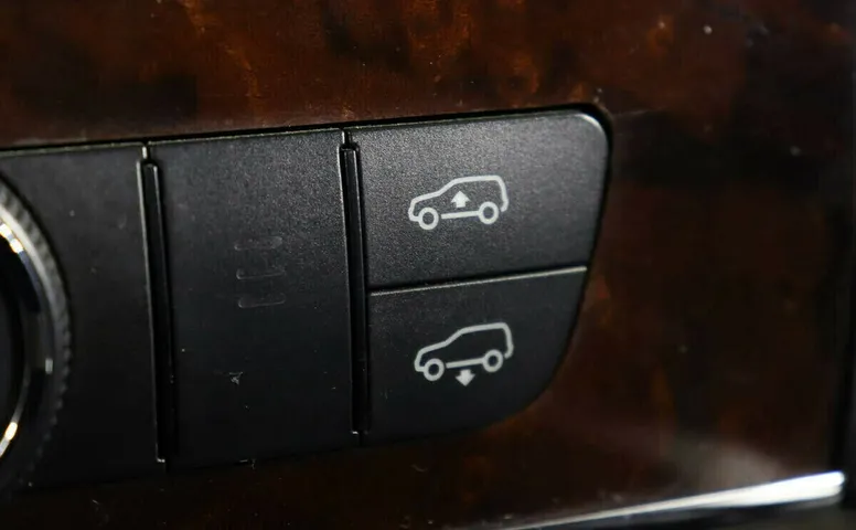 Mercedes-Benz M-Класс II (W164)