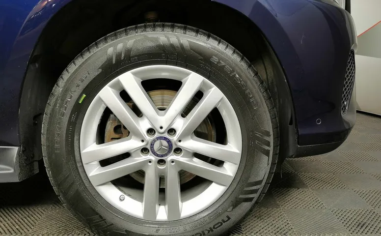 Mercedes-Benz GLS 400 4MATIC 9G-TRONIC (333 л.с.) Особая серия Синий
