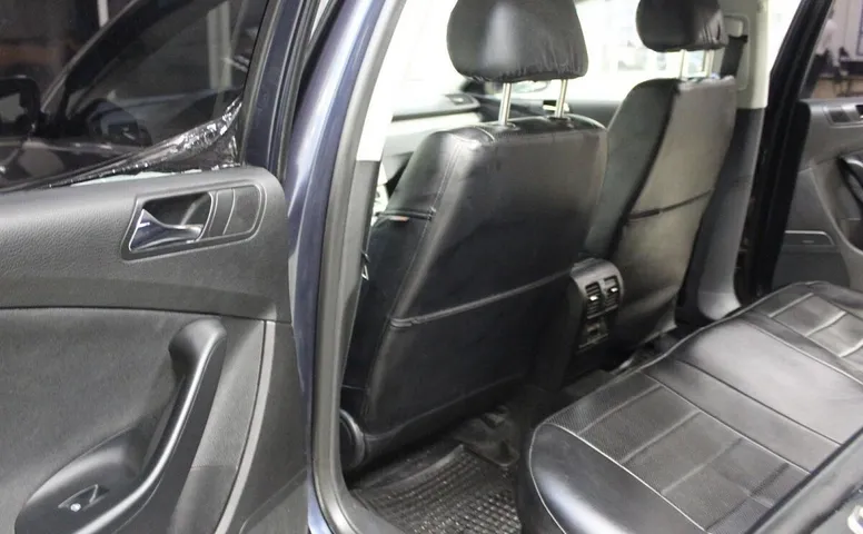 Volkswagen Passat (B6)