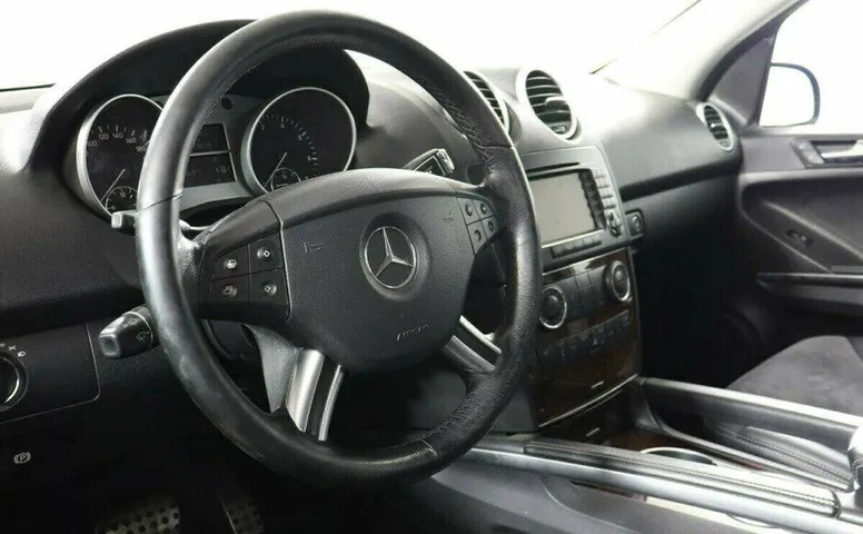 Mercedes-Benz M-Класс 3.5 Автомат