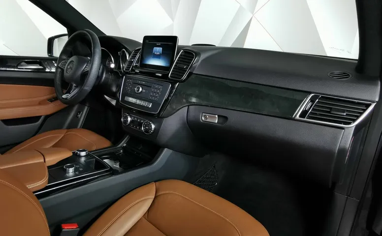 Mercedes-Benz GLE 300 4MATIC 7G-TRONIC Plus (249 л.с.) Особая серия Синий
