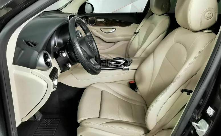 Mercedes-Benz GLC 250 d 9G-TRONIC 4MATIC (204 л.с.) Особая серия Черный