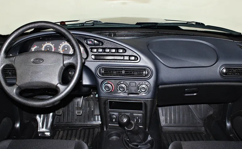 Lada (ВАЗ) Niva I Рестайлинг (Travel)