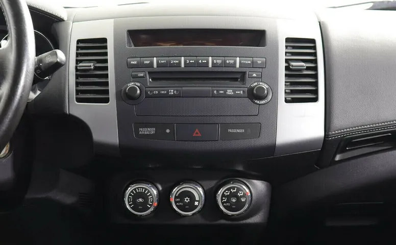 Peugeot 4007 I