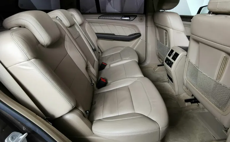 Mercedes-Benz GL GL 350 BlueTec 7G-Tronic Plus 4Matic (249 л.с.) Коричневый