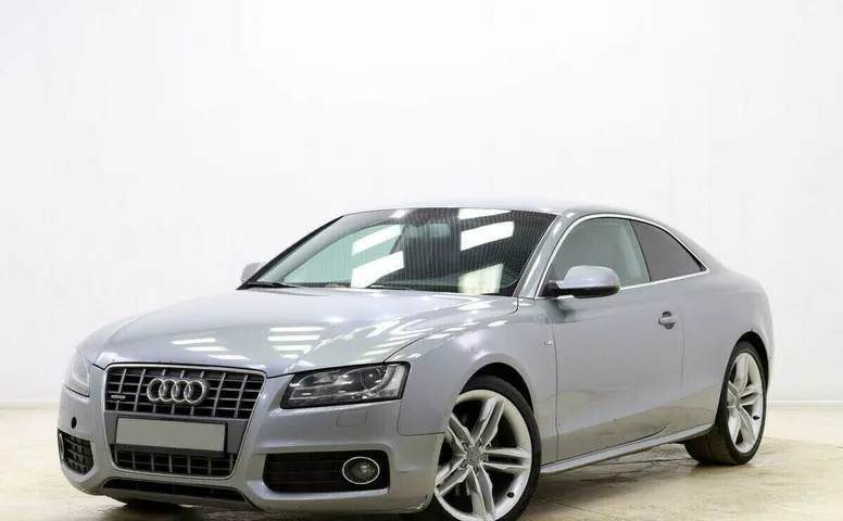 Audi A5 I (8T)