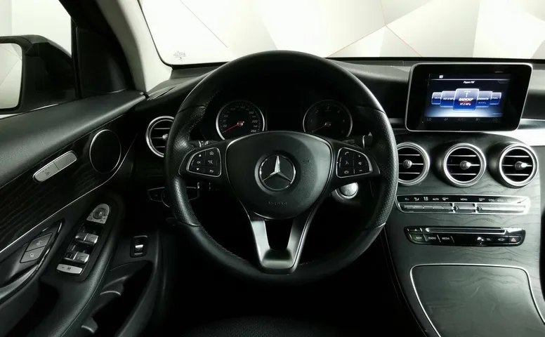 Mercedes-Benz GLC 220 d 9G-TRONIC 4MATIC (170 л.с.) Особая серия Белый