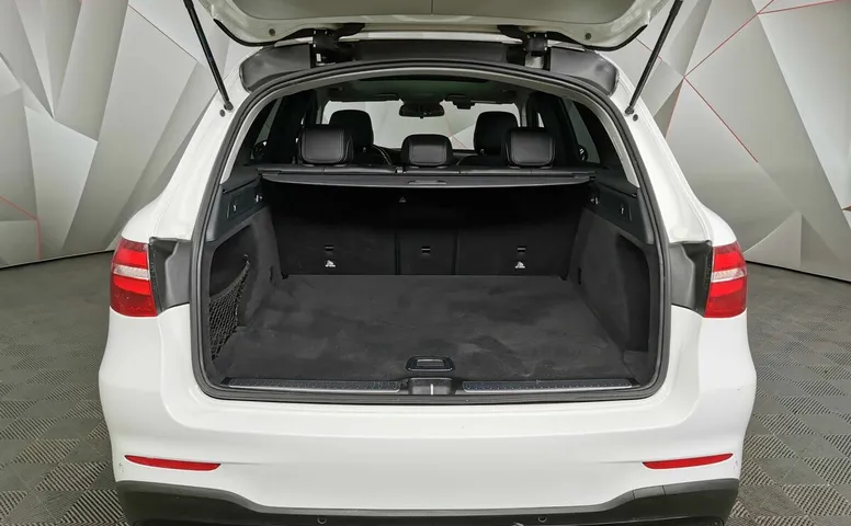 Mercedes-Benz GLC 220 d 9G-TRONIC 4MATIC (170 л.с.) Особая серия Белый