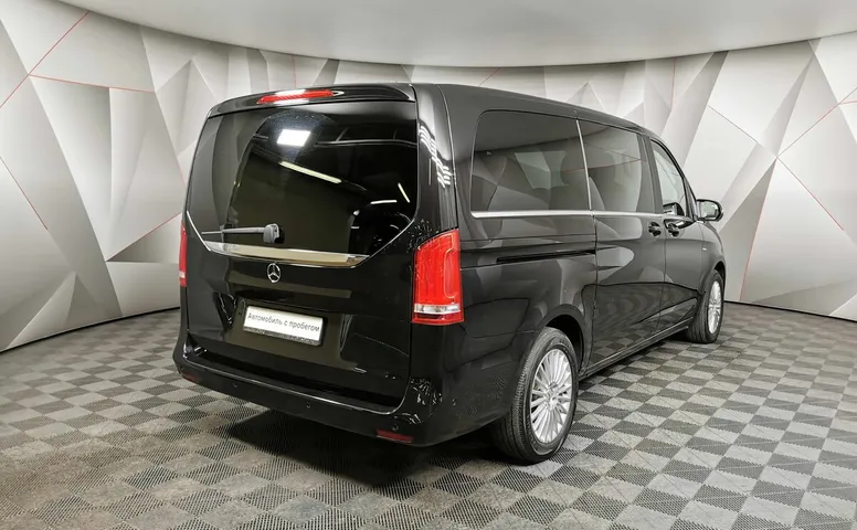 Mercedes-Benz V-Класс V 250 d 4MATIC AVANTGARDE Черный